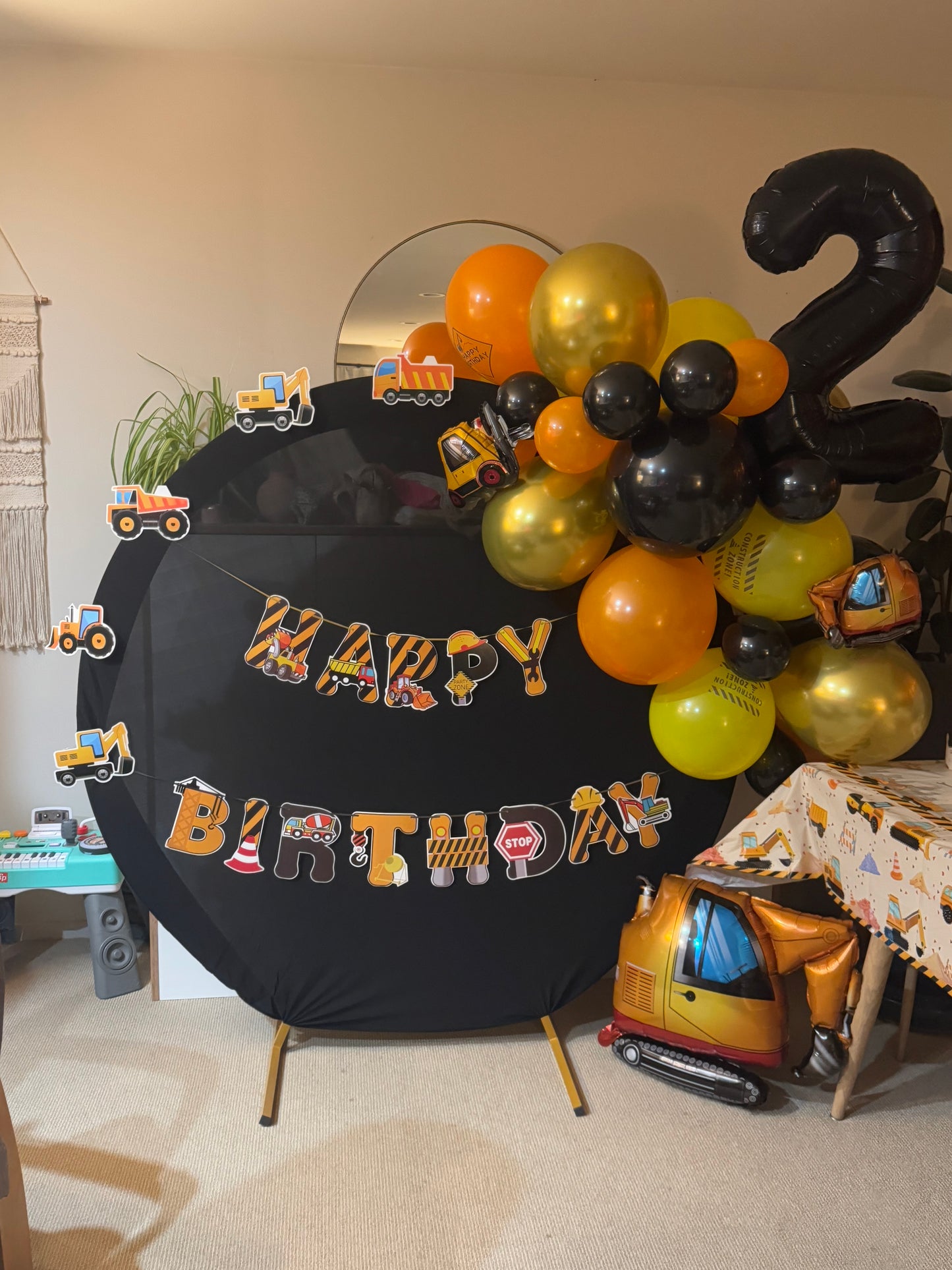 Hire: Circle Backdrop Frame